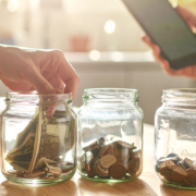 Practical Short-Term Cash Strategies for Everyday Stability